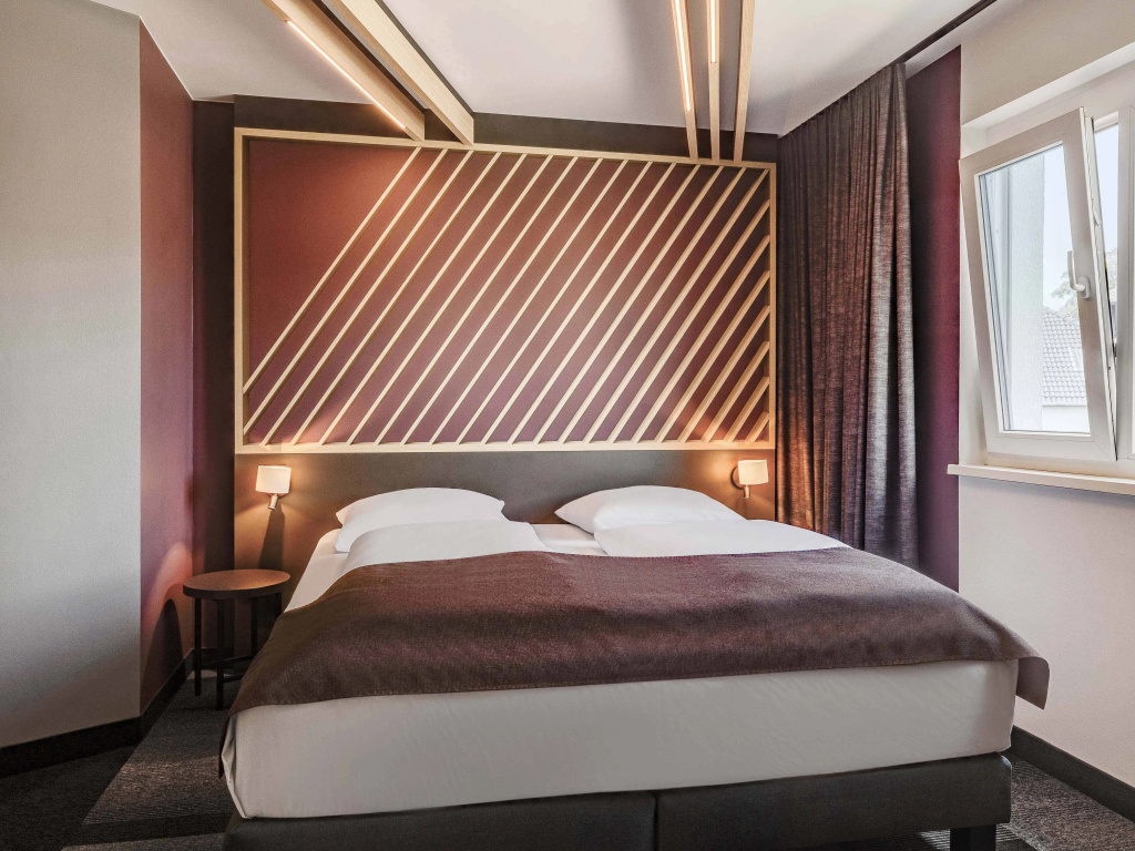 Premium Double room (full double bed)