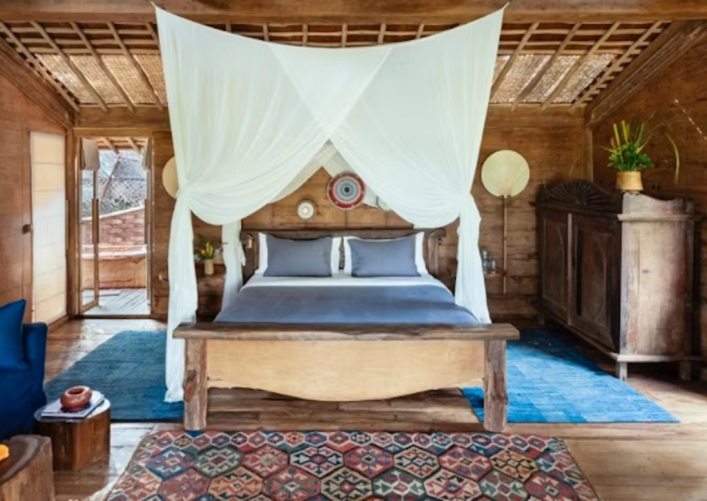 Kuno Teak House