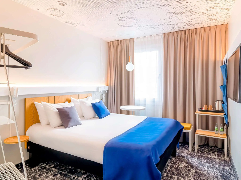 Kai Premium Double room (full double bed)