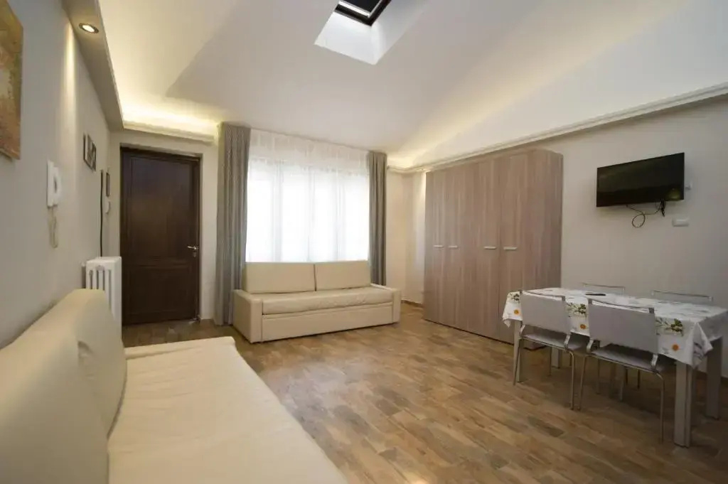 Family Studio