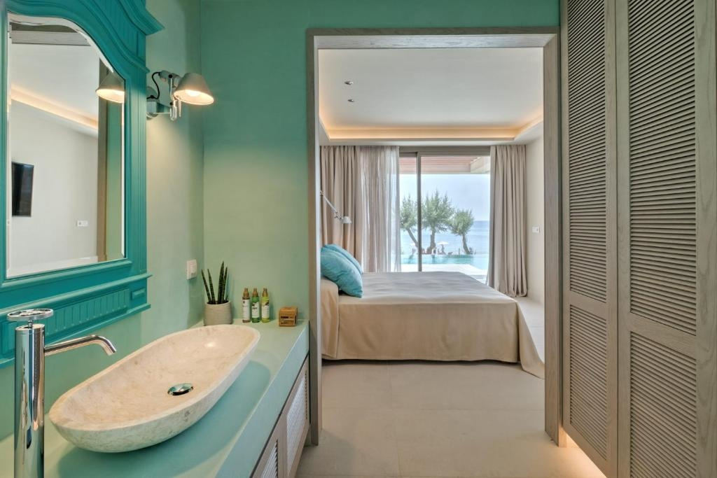 Quadruple Villa with sea view