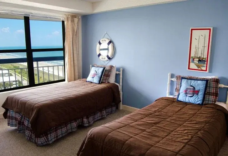 Double Suite (twin beds)