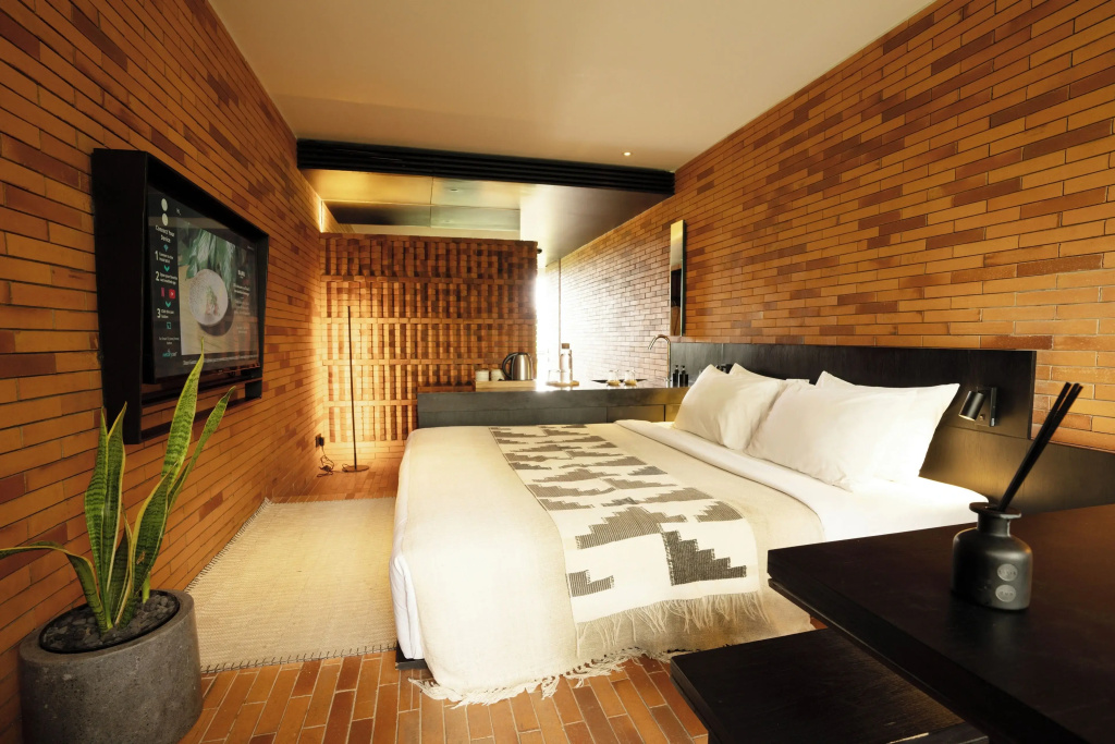 Aksen Double room (full double bed)