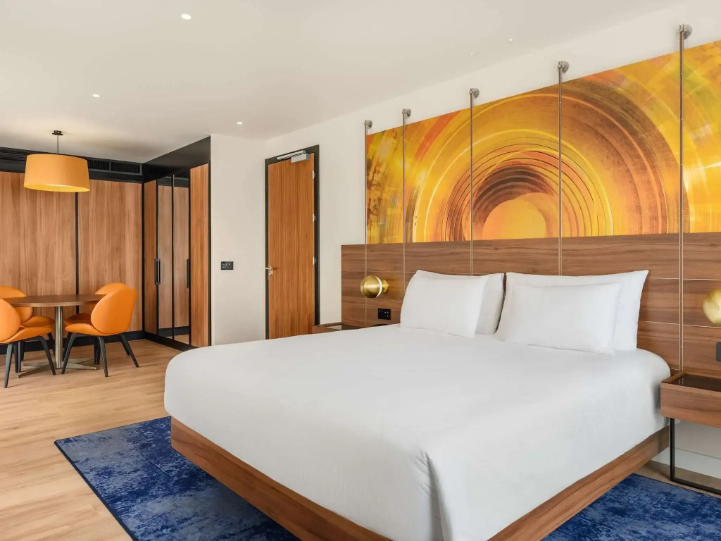 Double Junior Suite (full double bed)