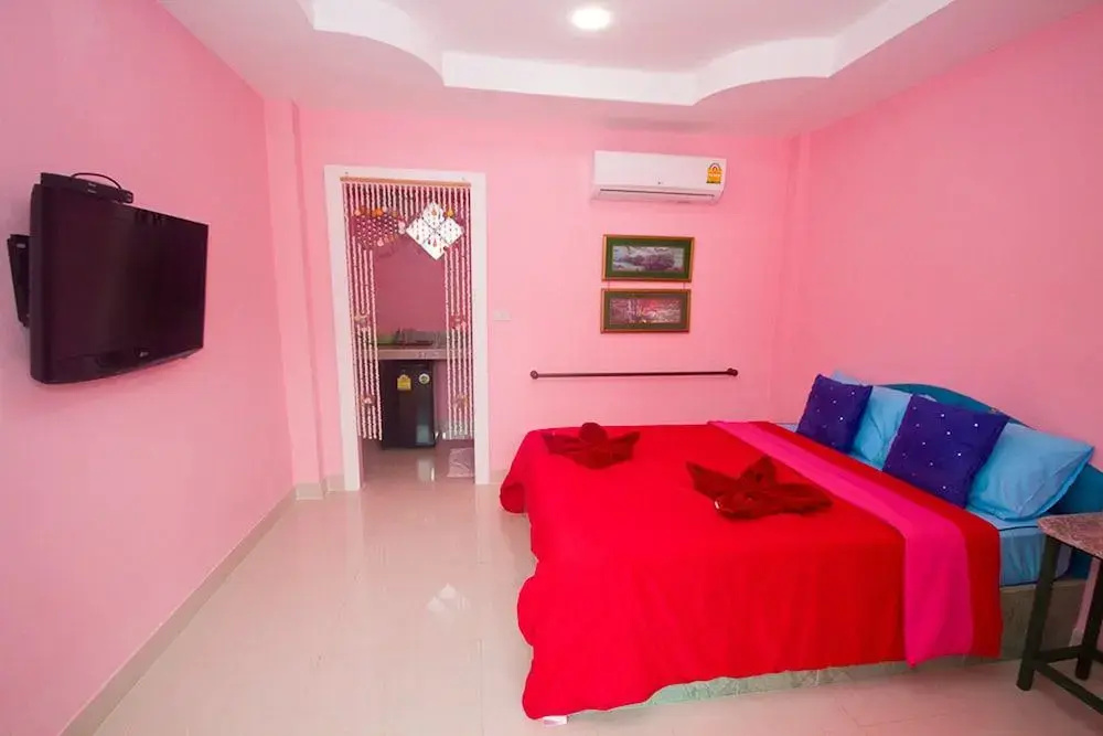 Double room (full double bed)