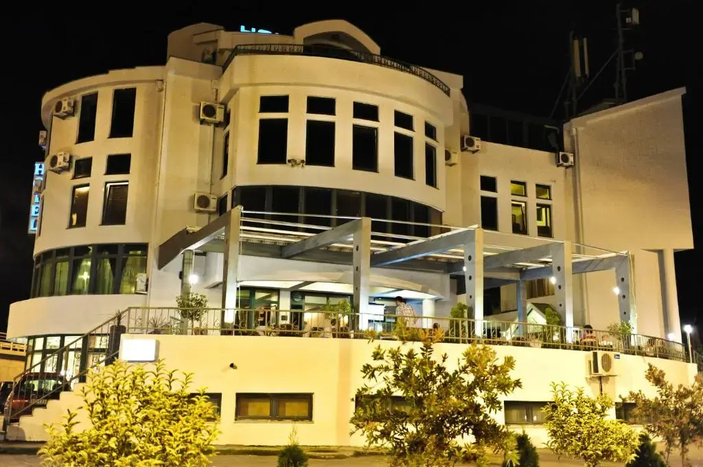 Hotel photo 32
