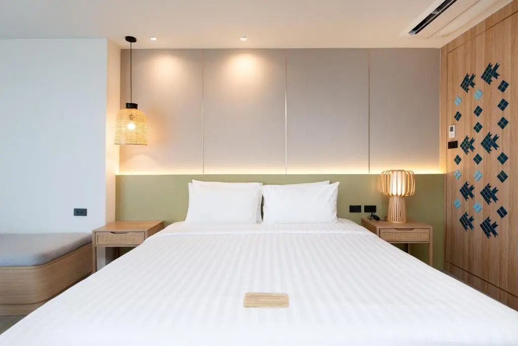 Двухместный люкс с видом на океан двуспальная кровать в Jomtien Thani Hotel