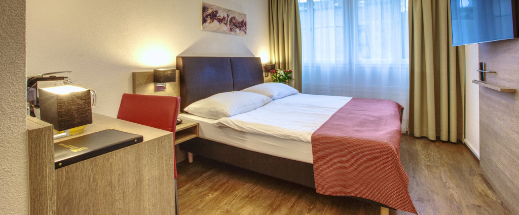 Standard Double room (full double bed)
