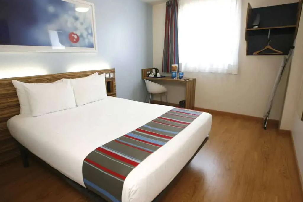 Travelodge Barcelona Fira Hotel - Chambres