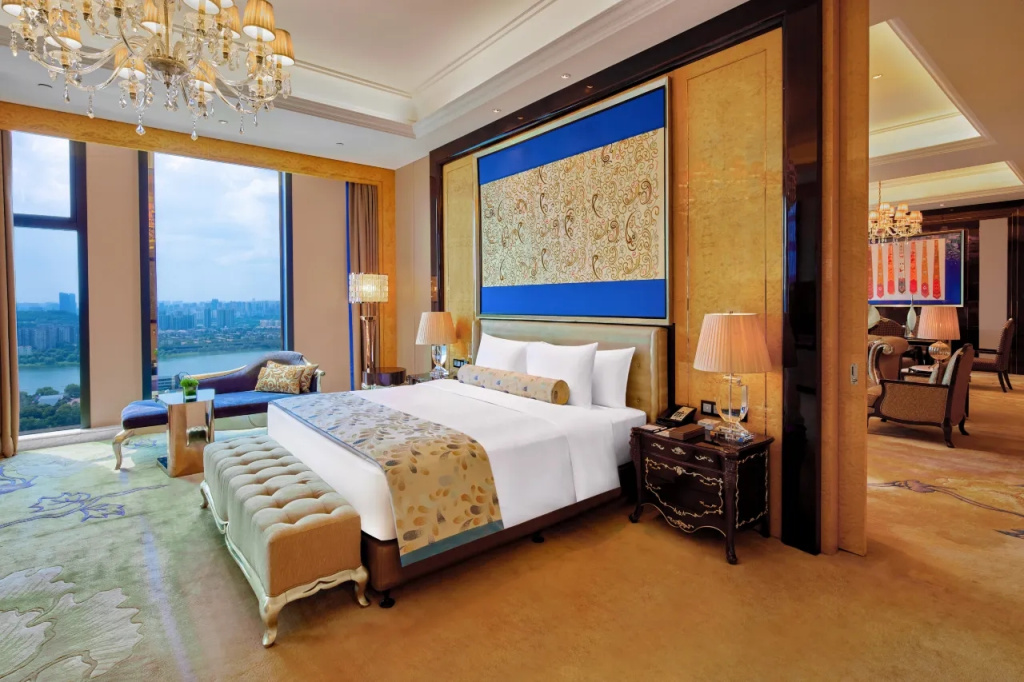 Chairman Suite
