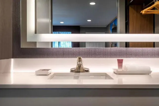 Anaheim Camelot Inn & Suites - Chambres