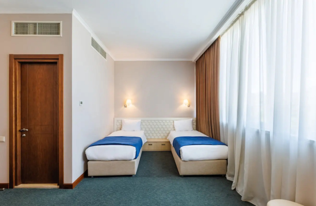 Standard Double room (twin beds)