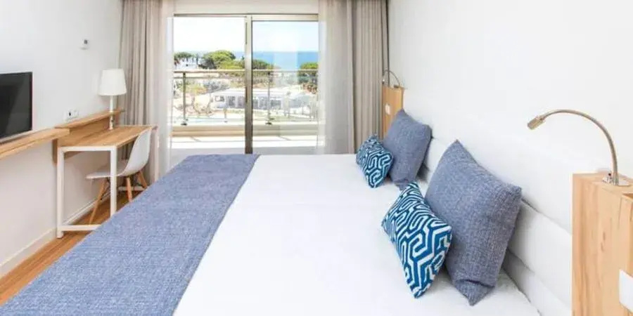 1 Bedroom Prestige Double Apartment with sea view (twin beds)