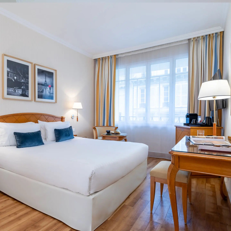 Classic Double room (full double bed)