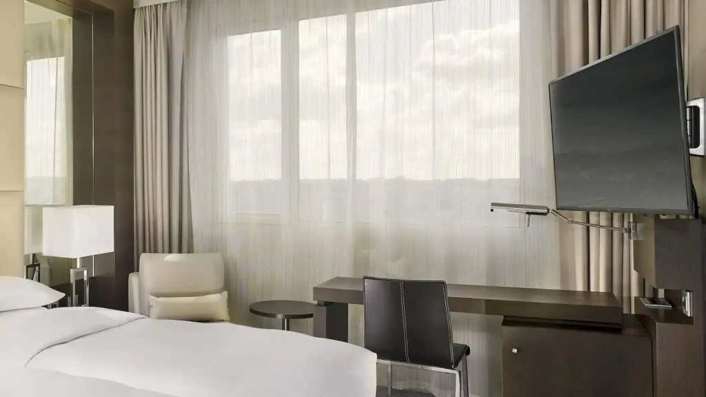 Hyatt Regency Paris Etoile Hotel 36