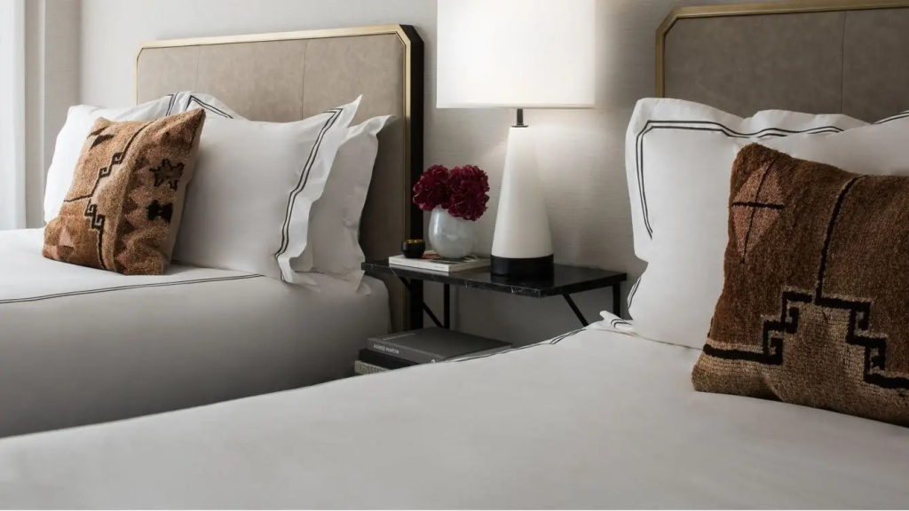 The Talbott, Autograph Collection - Chambres