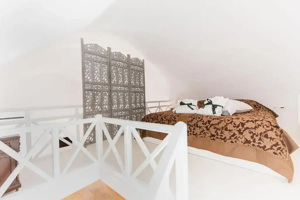 Balcony & Terrace