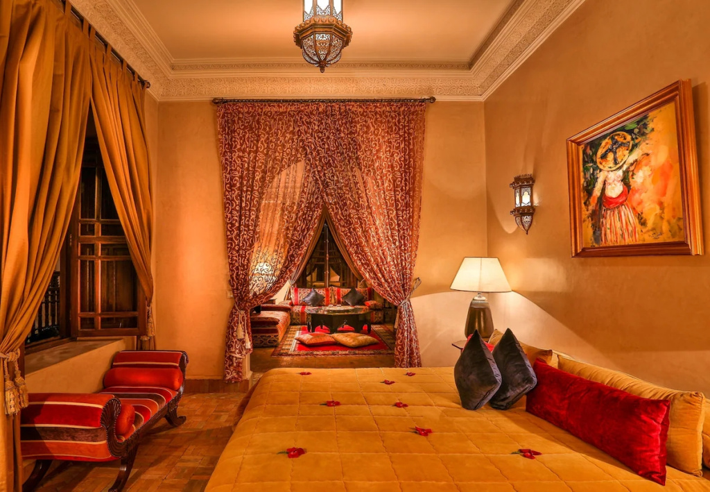 Double Junior Suite (full double bed)