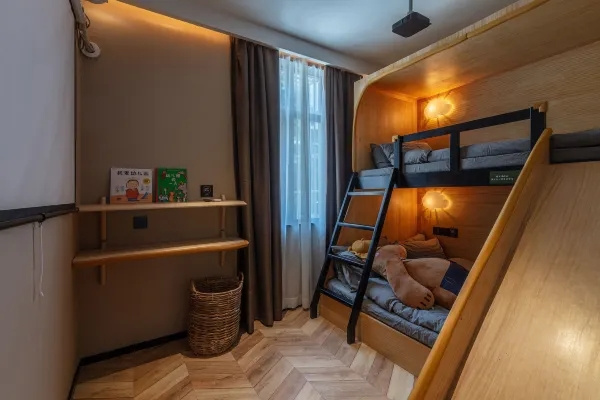 Friendly Double Family Cabin (bunk bed)
