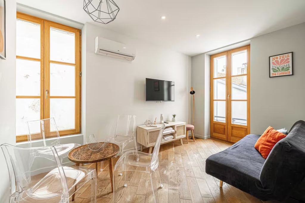 City Triple Apartment
