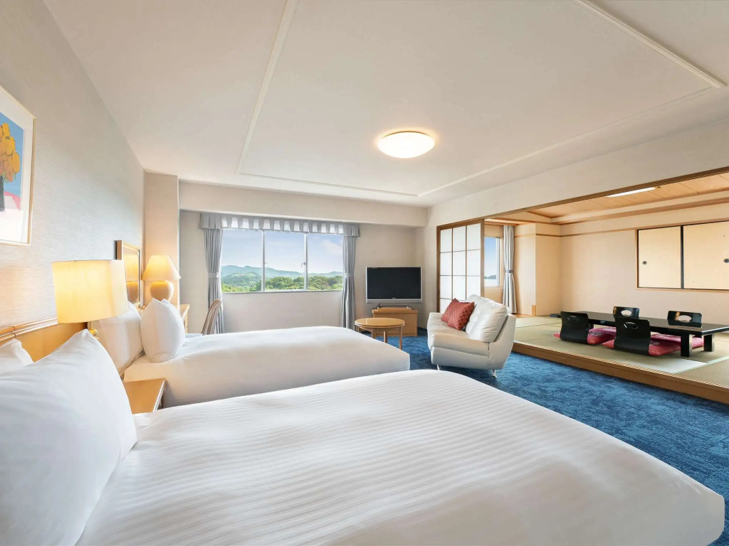 Classic Japanese-Western Style Double Junior Suite (twin beds)