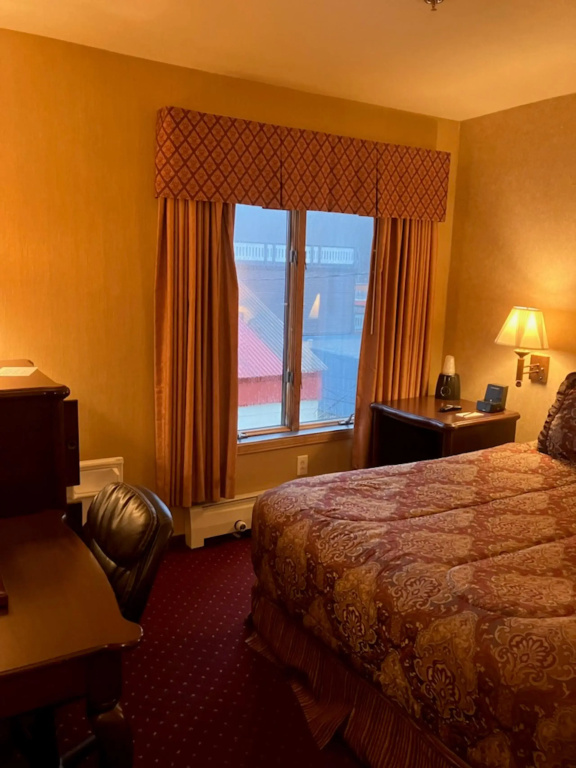 Deluxe Economy Double room (full double bed)