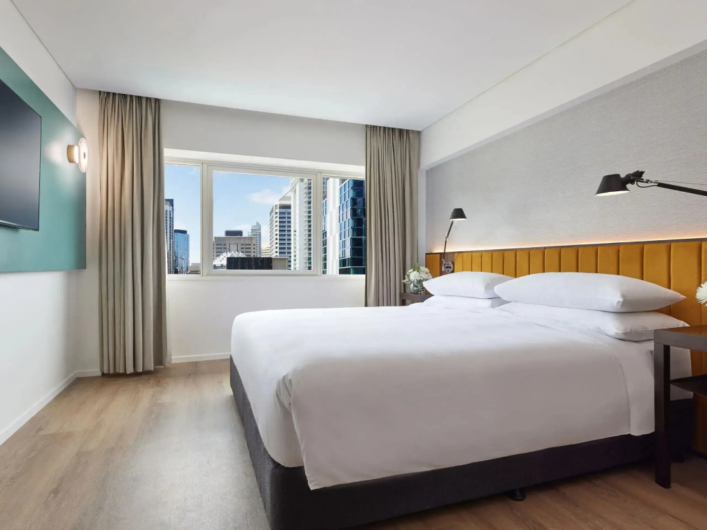 Deluxe Double Suite twin beds