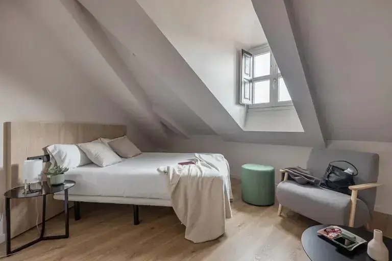 1 Bedroom Double Apartment (full double bed)