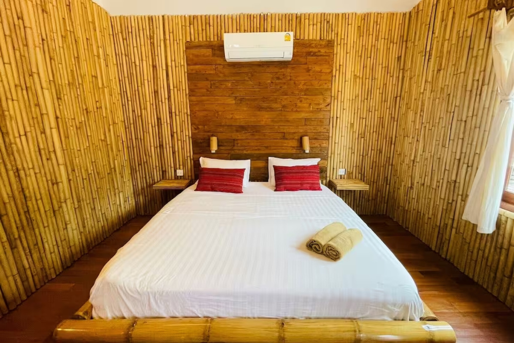 Deluxe Double Bungalow (full double bed)