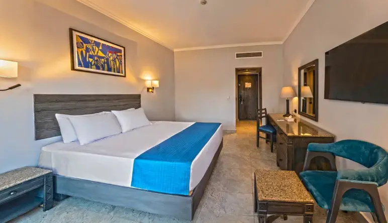 Invidia Coral Beach Tiran - Chambres