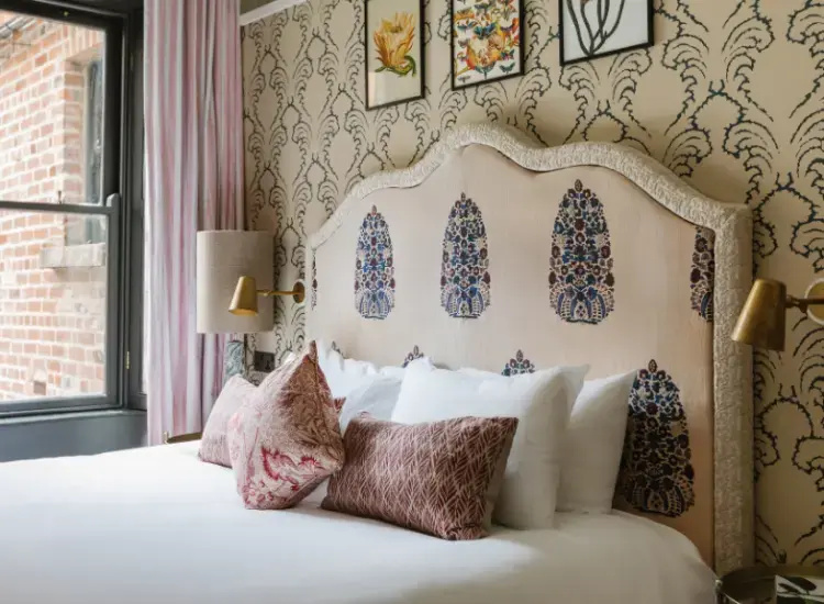 Large Double Townhouse (full double bed)