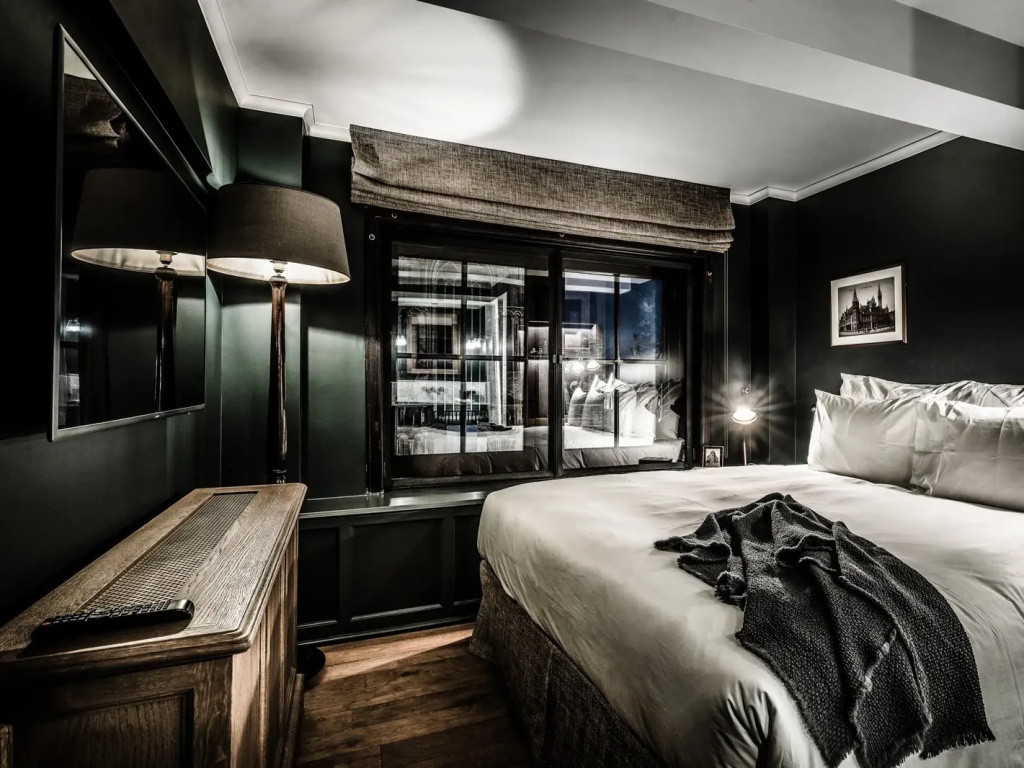 Carriage with Private Terrace Double room (full double bed)