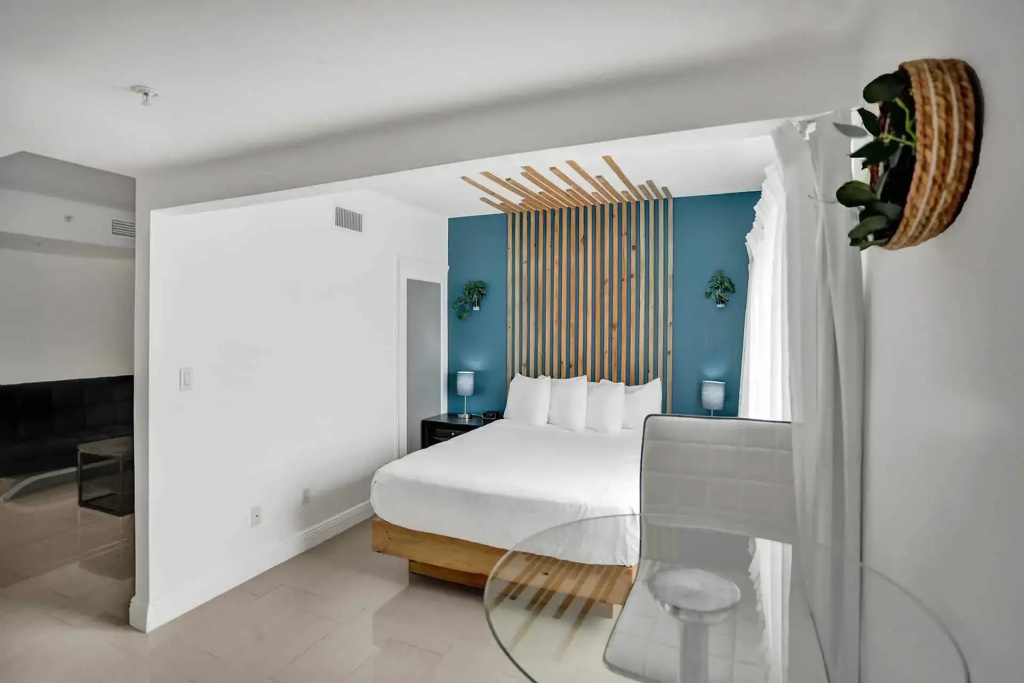 1 Bedroom Superior Double Suite (full double bed)