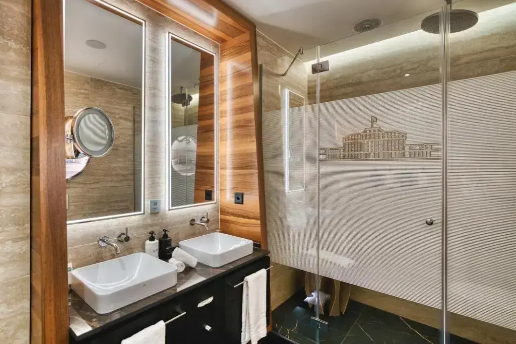 Hotel Schweizerhof Luzern - Chambres