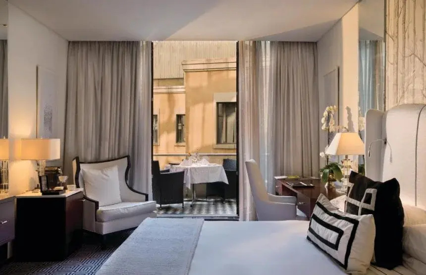 Deluxe Patio Double room (full double bed)