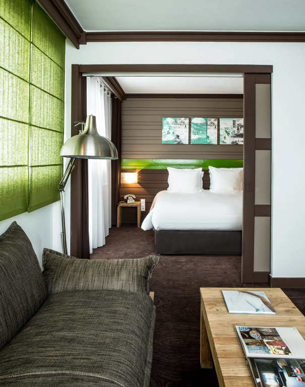 XL Double room (full double bed)