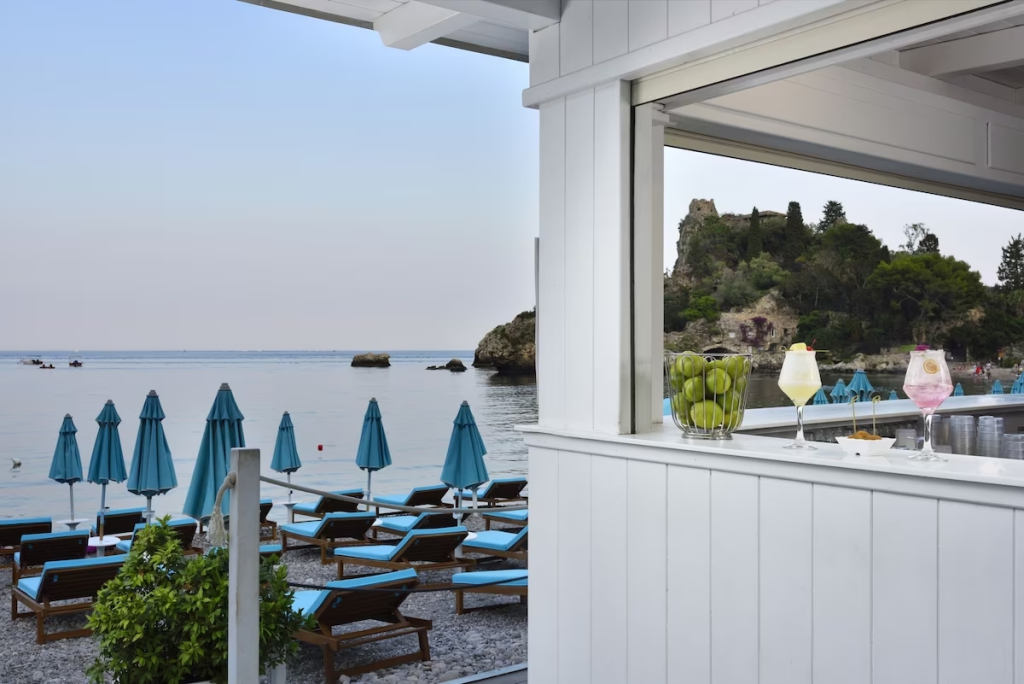 Курортный отель La Plage Resort - фото 23