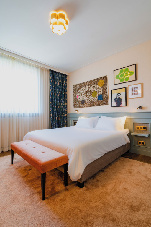Deluxe Double room (full double bed)