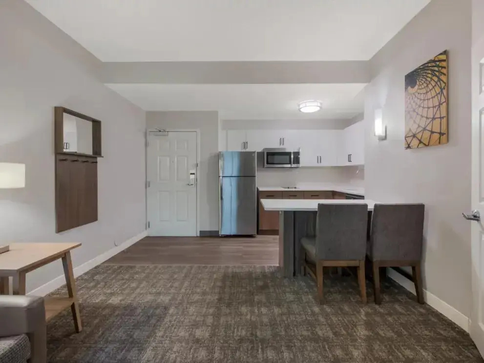Staybridge Suites Chesapeake by IHG - Chambres