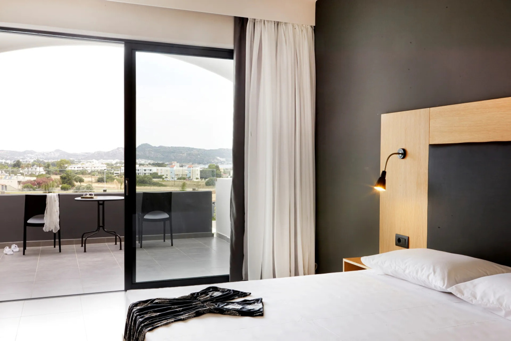 No window Double Room (full double bed)