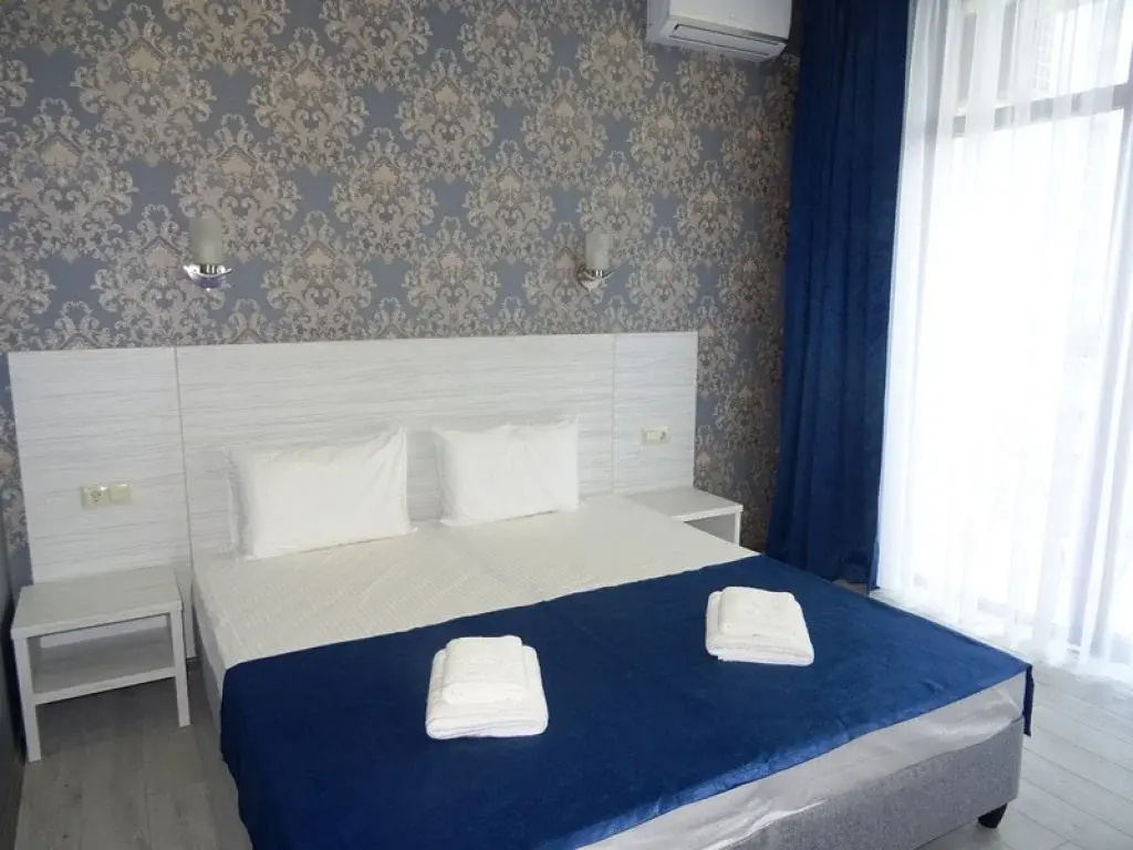 Comfort Double room with balcony (full double bed)