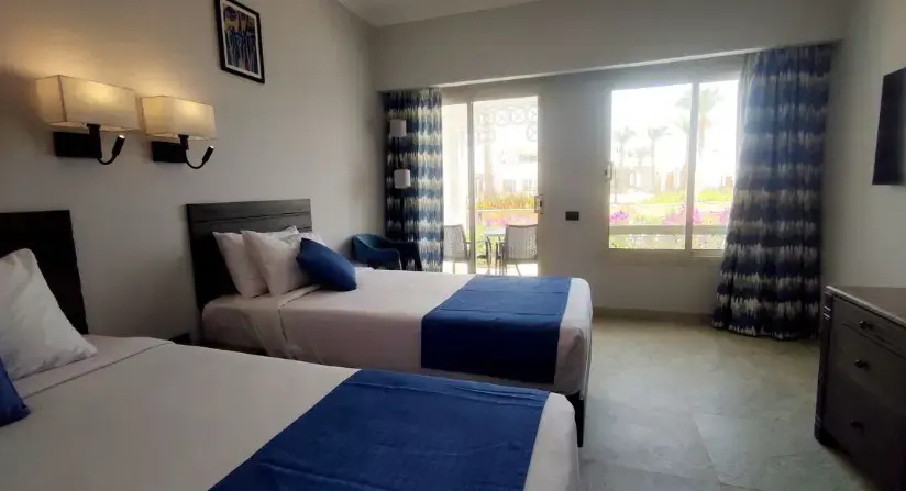 Invidia Coral Beach Tiran - Chambres
