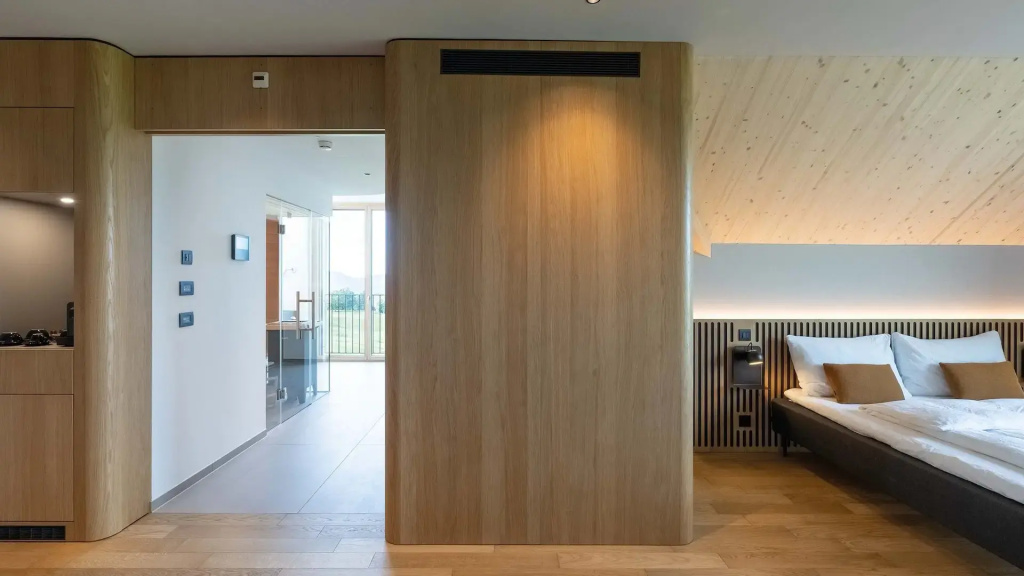 Spa Corner Suite