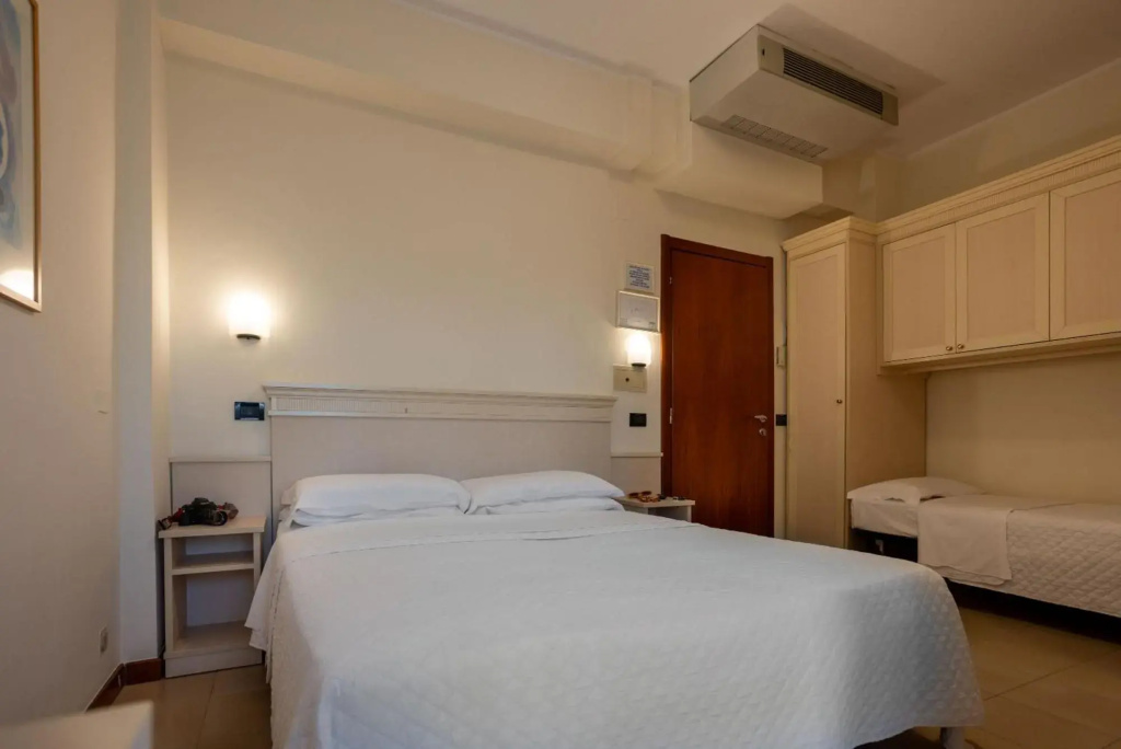 Triple room beachfront