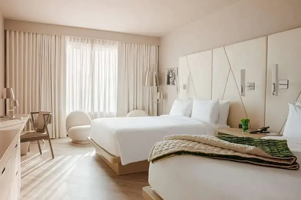 Elegant Quadruple room