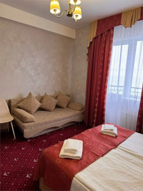 Double Junior Suite with balcony and with sea view (twin beds)