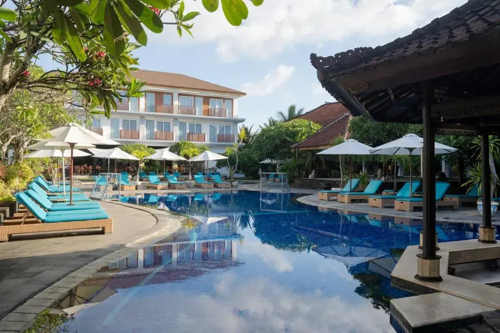 Kuta Beach Club Hotel — фото