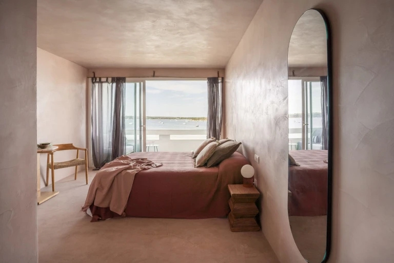 Moon Double Studio with sea view (full double bed)