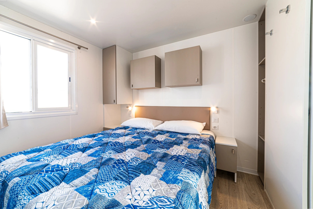 Baia Revolution Sextuple Mobile Home