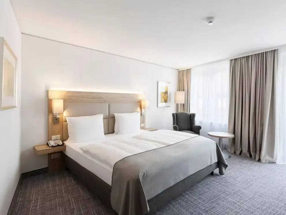 Holiday Inn Nürnberg City Centre by IHG - Chambres